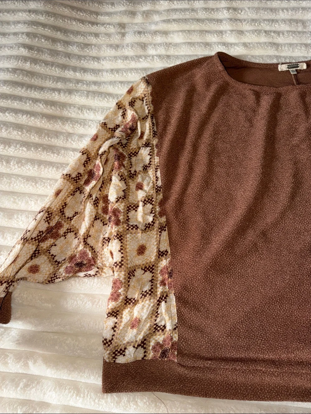 gimmicks by BKE Brown Crewneck Sweater with Cream Floral Patchwork Sleeves